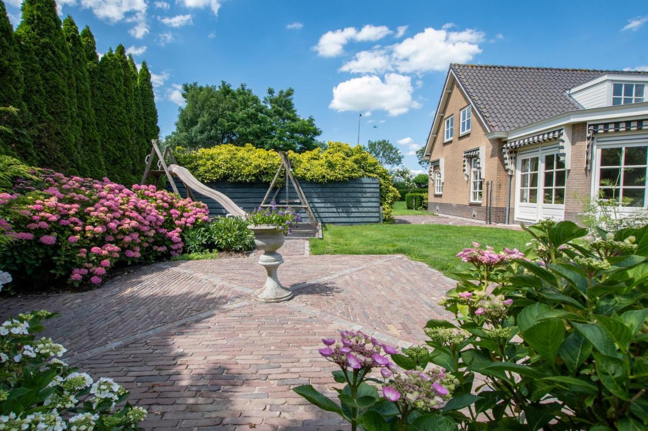 Het Jaarsveldhof Bed and Breakfast Montfoort Exteriör bild