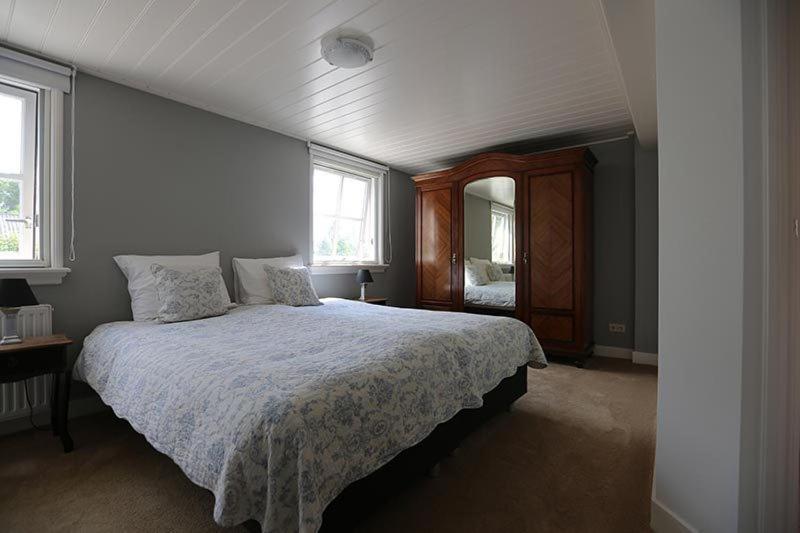 Het Jaarsveldhof Bed and Breakfast Montfoort Exteriör bild