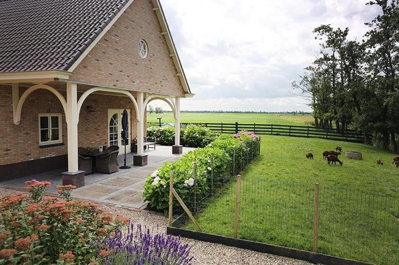 Het Jaarsveldhof Bed and Breakfast Montfoort Exteriör bild