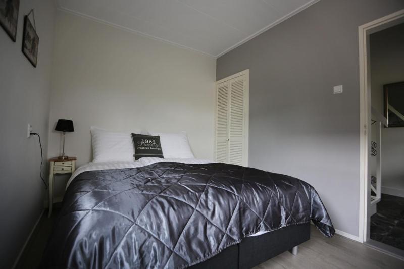 Het Jaarsveldhof Bed and Breakfast Montfoort Rum bild