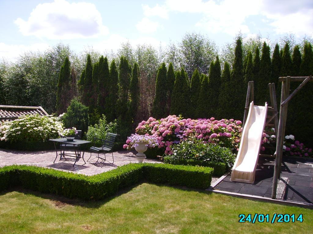 Het Jaarsveldhof Bed and Breakfast Montfoort Exteriör bild